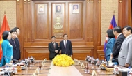 Senior Vietnamese Party official meets with Cambodian Party, Senate leader
